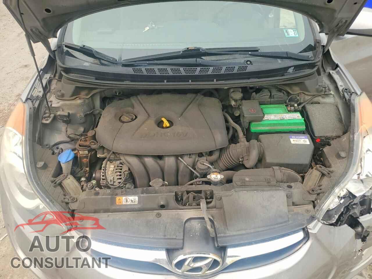 HYUNDAI ELANTRA 2013 - KMHDH4AE1DU978397