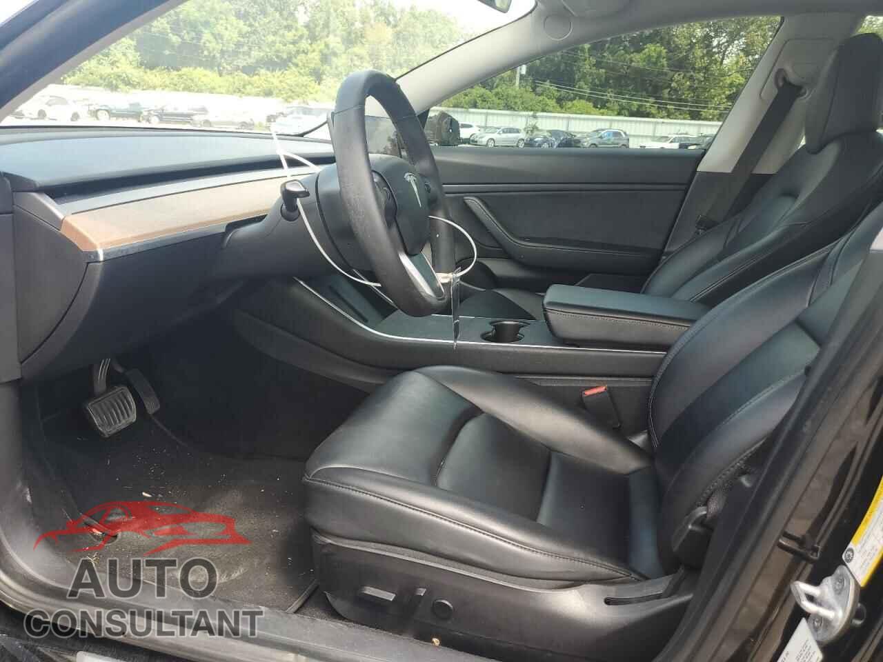 TESLA MODEL 3 2020 - 5YJ3E1EB2LF600751