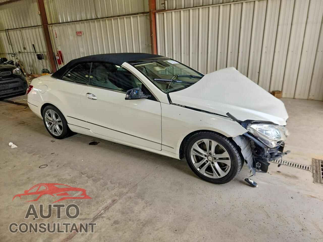 MERCEDES-BENZ E-CLASS 2011 - WDDKK5GF1BF097094