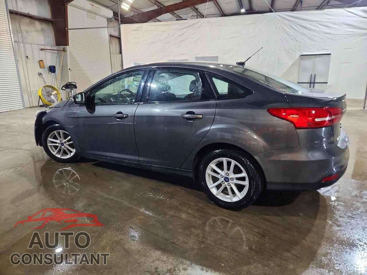 FORD FOCUS 2017 - 1FADP3F22HL297439