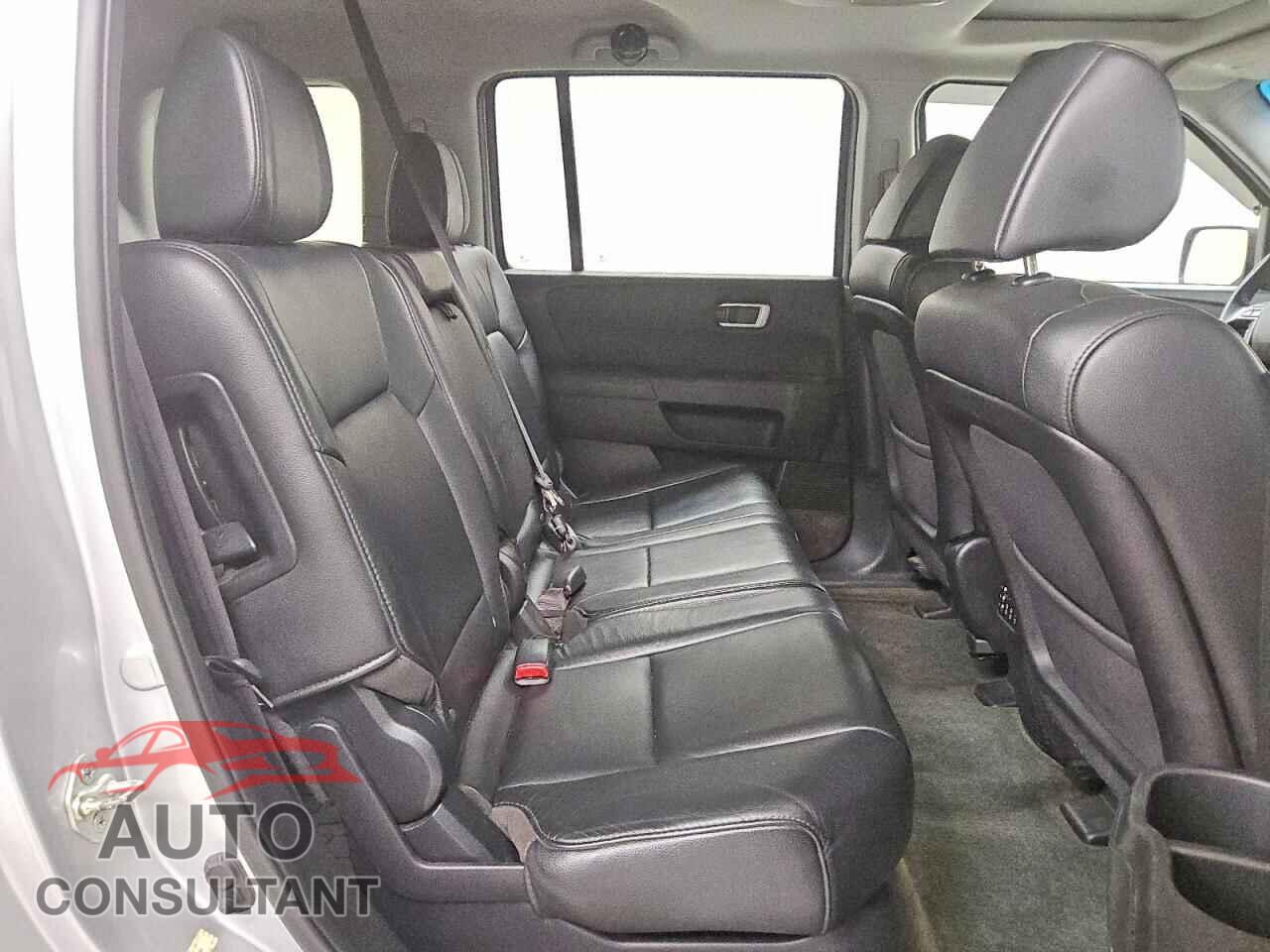 HONDA PILOT 2014 - 5FNYF3H64EB005190