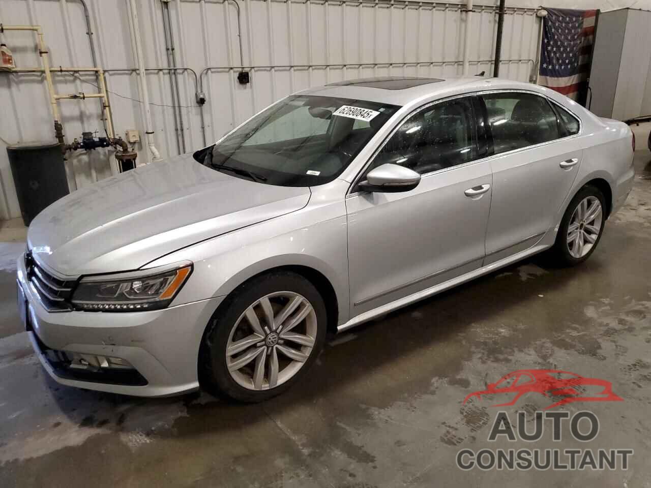VOLKSWAGEN PASSAT 2017 - 1VWGT7A39HC039300