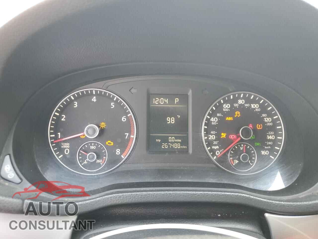 VOLKSWAGEN PASSAT 2013 - 1VWAP7A31DC041661