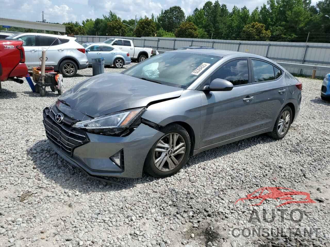 HYUNDAI ELANTRA 2019 - 5NPD84LF4KH467817