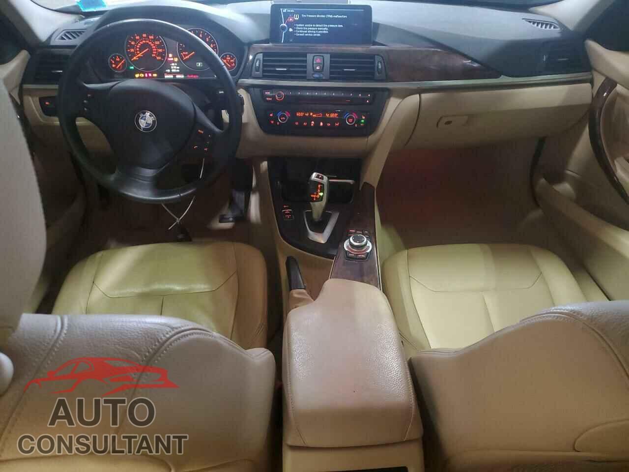 BMW 3 SERIES 2013 - WBA3B3C54DF536837