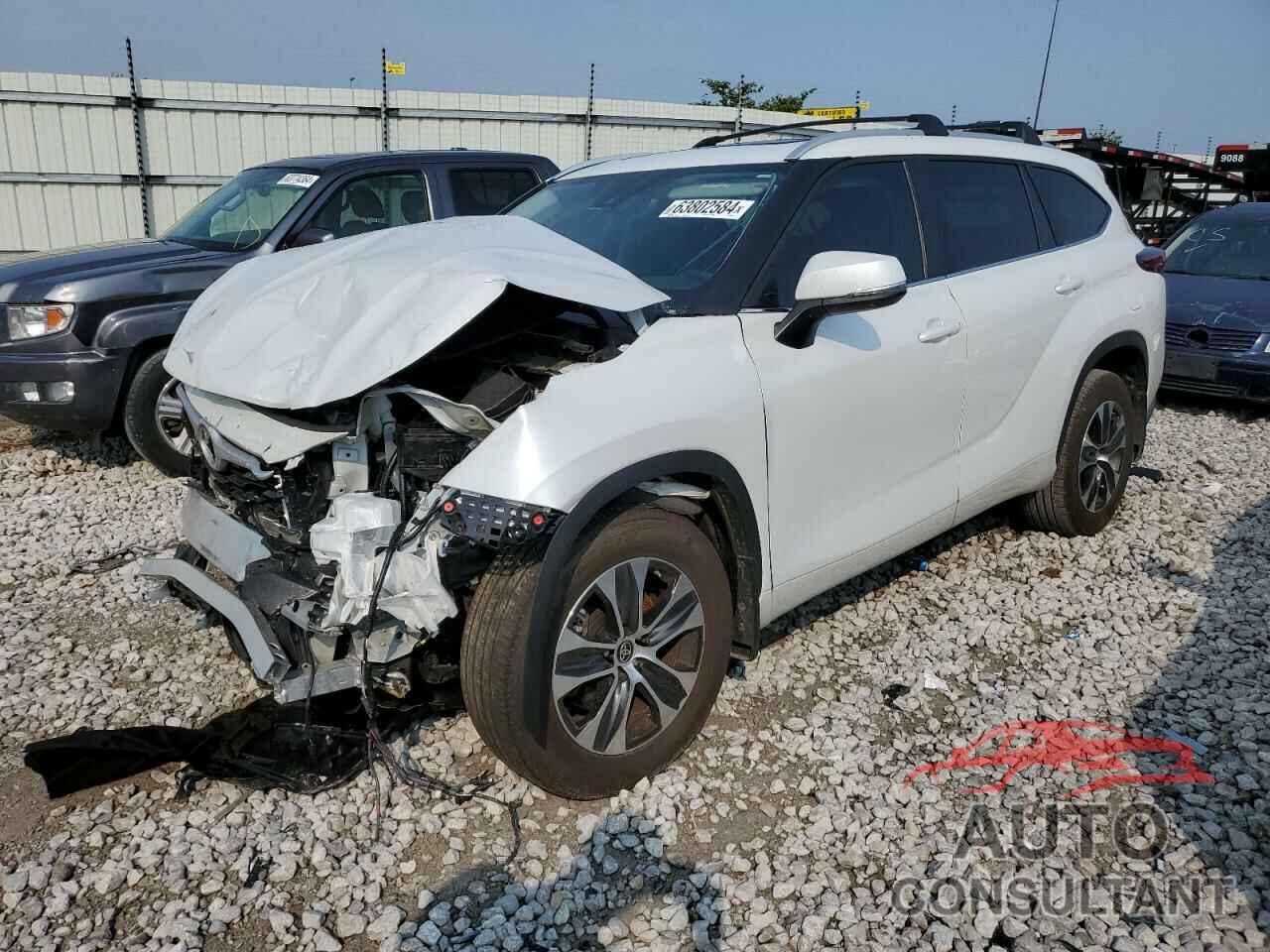 TOYOTA HIGHLANDER 2023 - 5TDKDRBH4PS038715