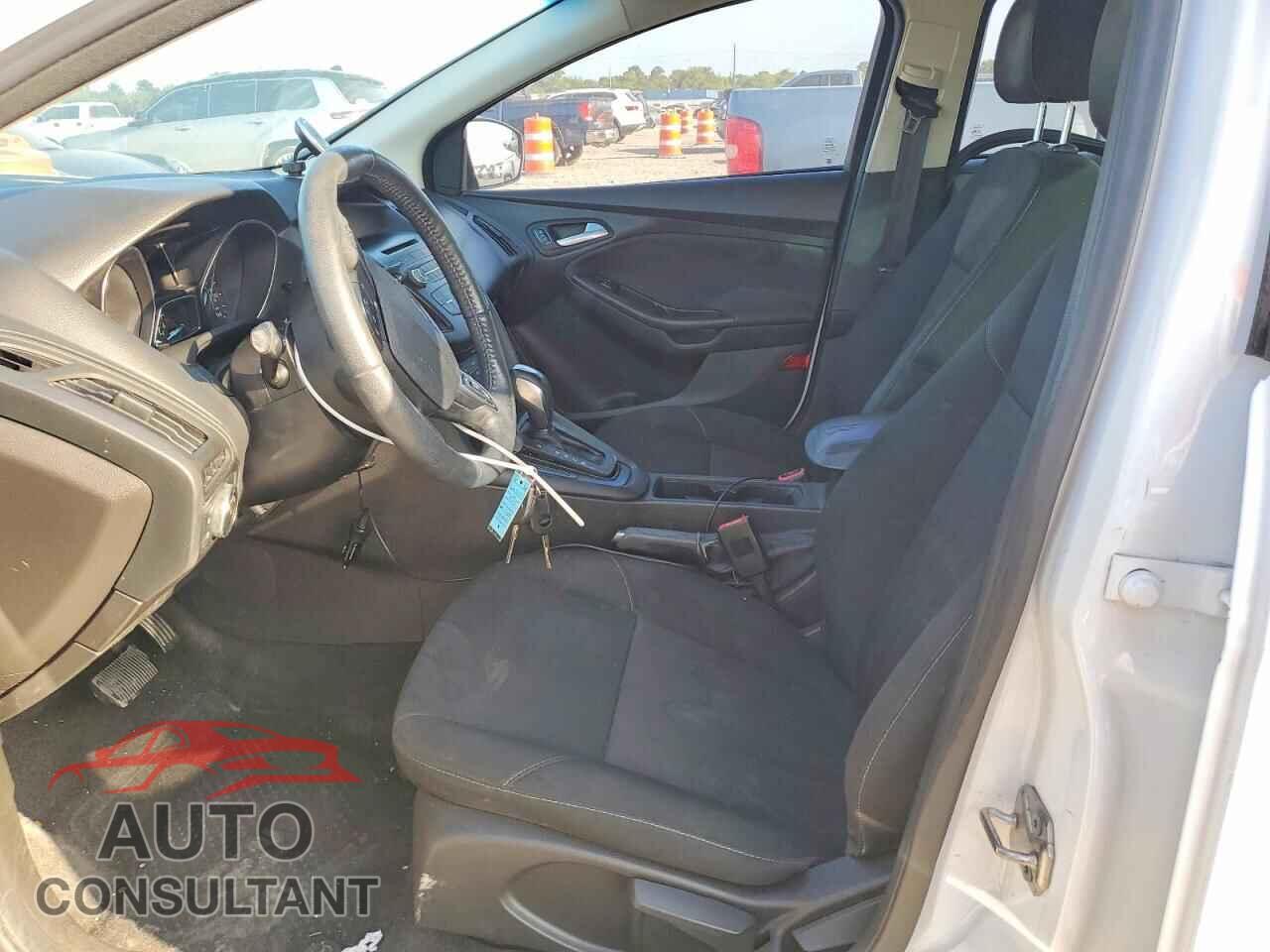 FORD FOCUS 2016 - 1FADP3F29GL257938