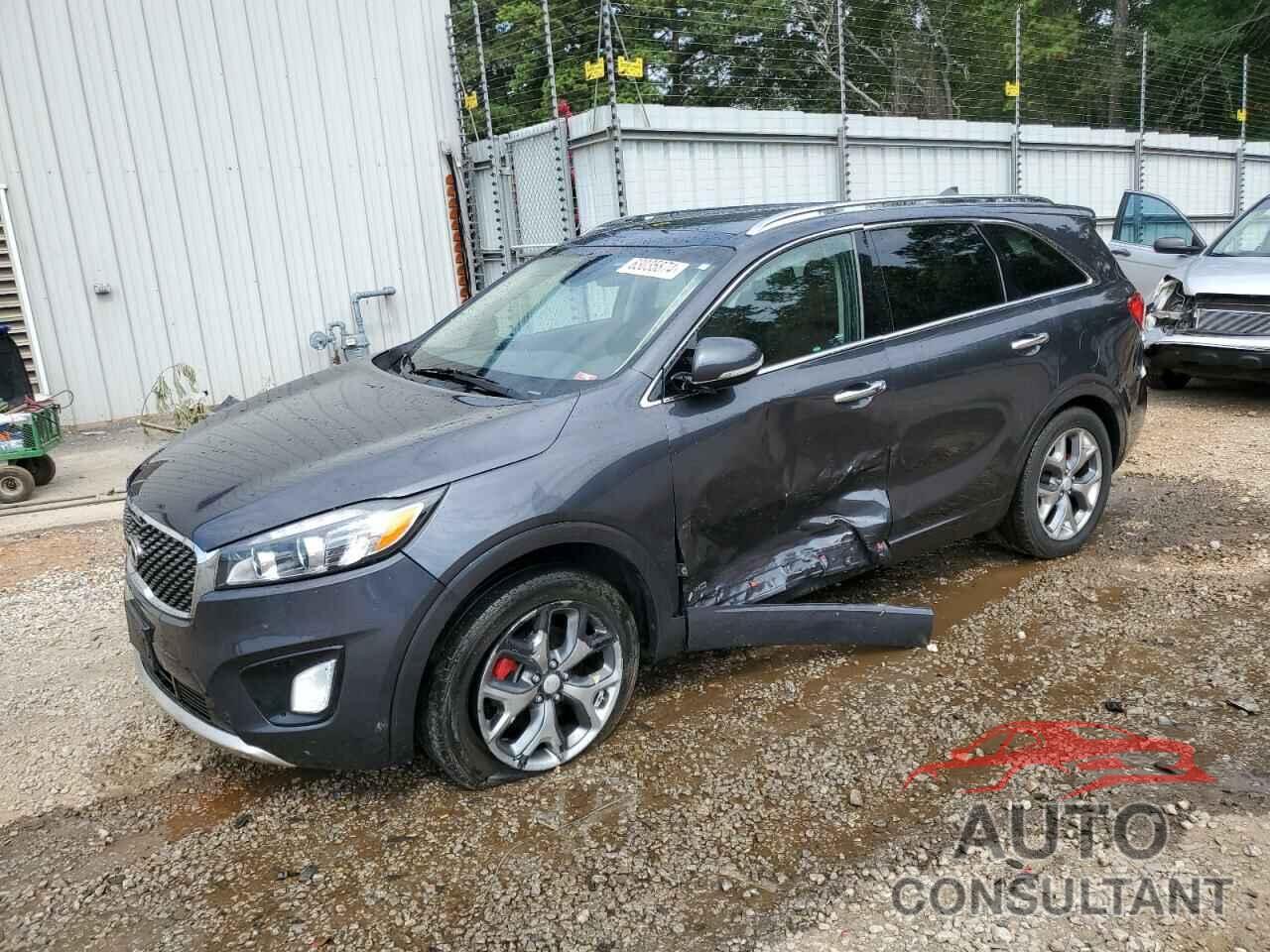 KIA SORENTO 2018 - 5XYPKDA56JG411313