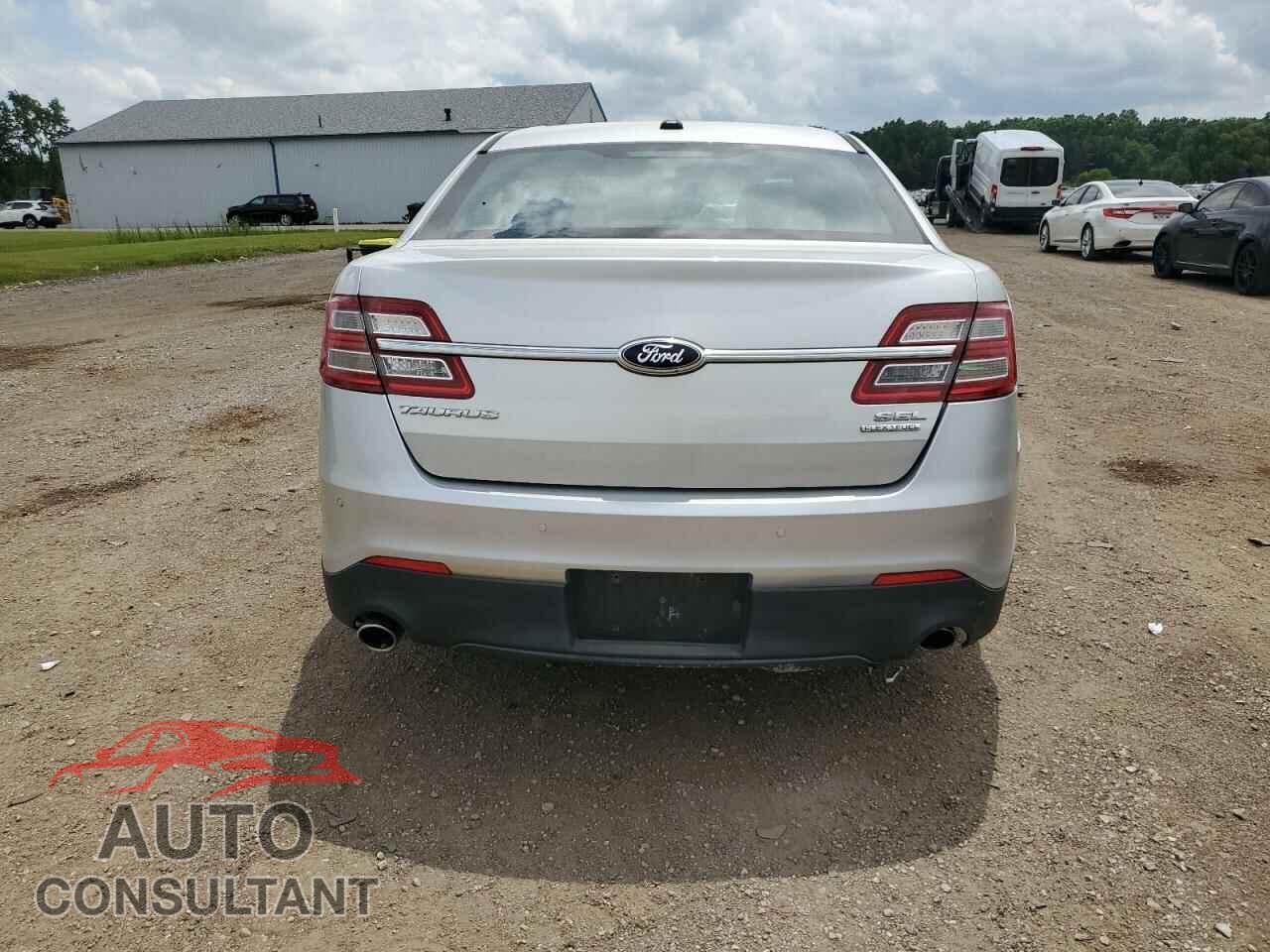 FORD TAURUS 2013 - 1FAHP2E88DG171347