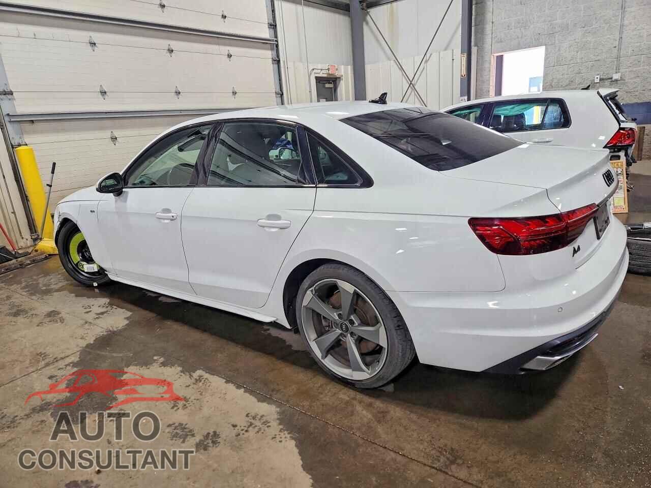 AUDI A4 2021 - WAUEAAF44MN007025