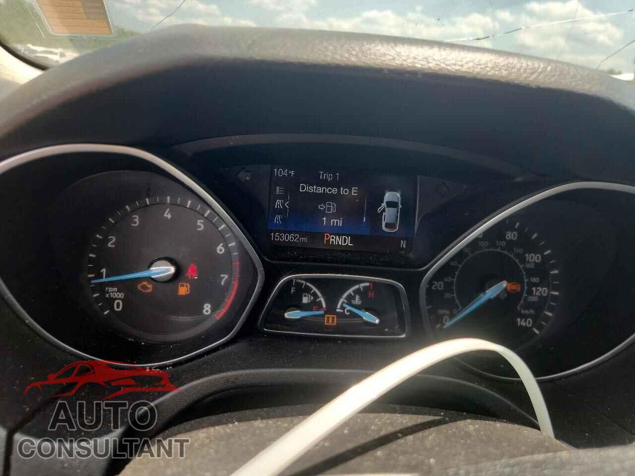 FORD FOCUS 2017 - 1FADP3F28HL320044