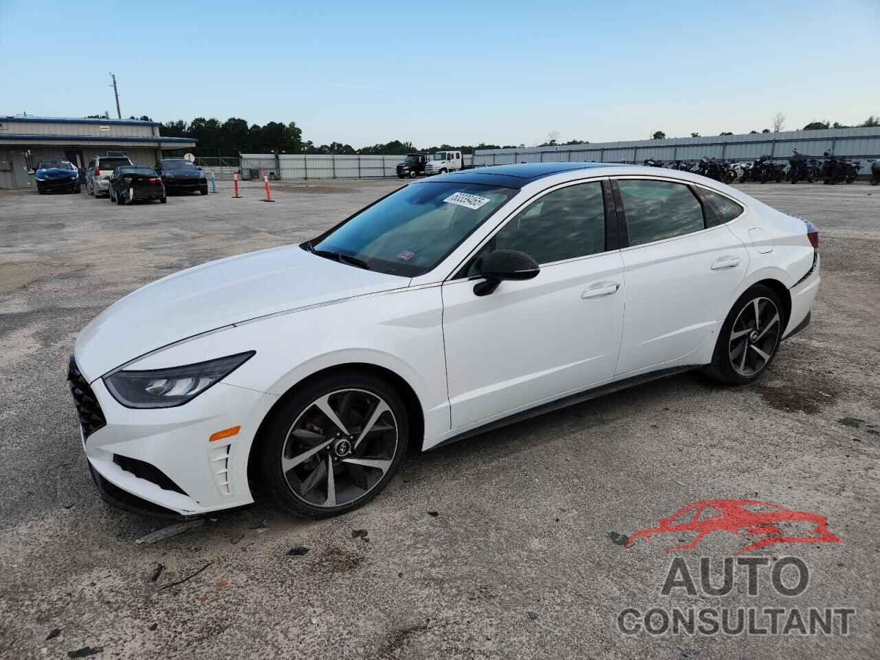 HYUNDAI SONATA 2022 - KMHL44J23NA235420