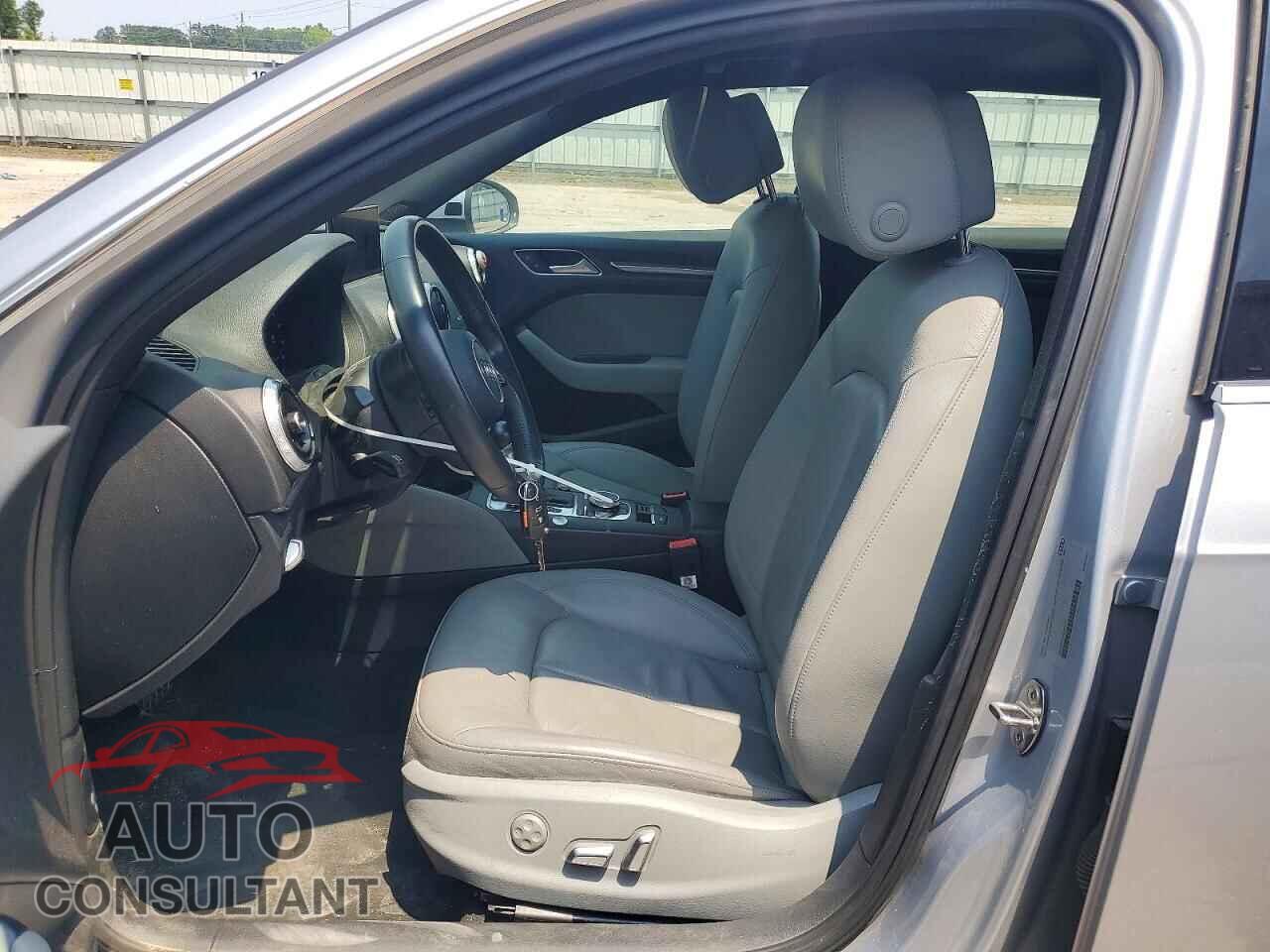 AUDI A3 2017 - WAUTPBFF3HA055237