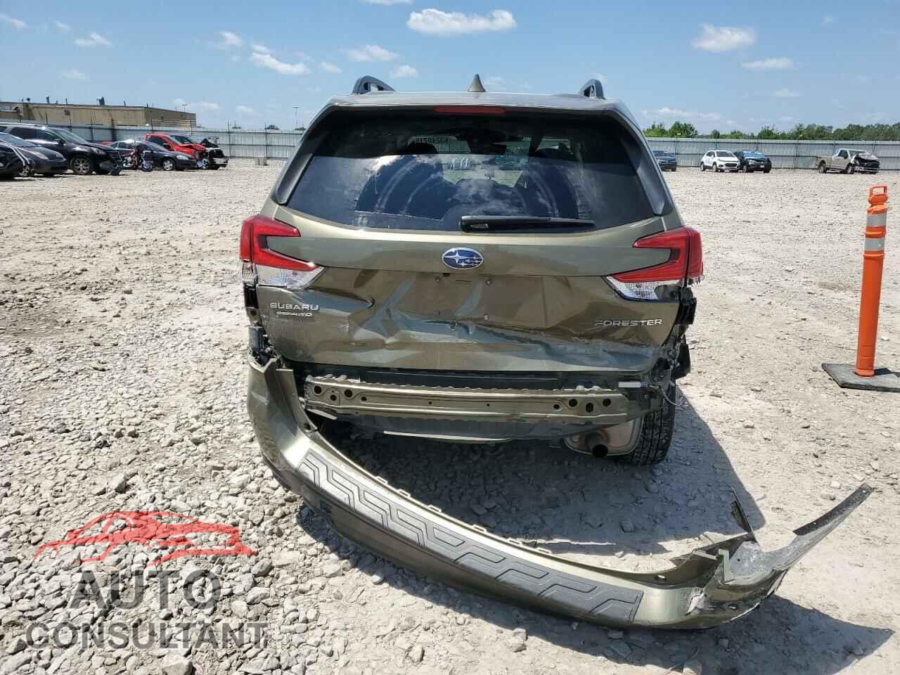 SUBARU FORESTER 2022 - JF2SKAECXNH450681