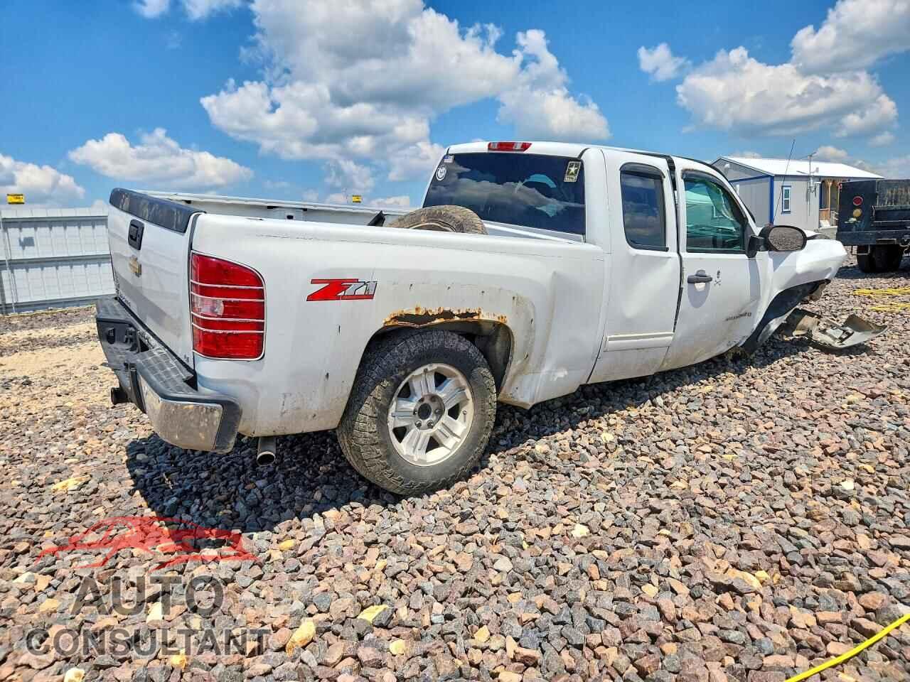 CHEVROLET SILVERADO 2012 - 1GCRCSE08CZ203415