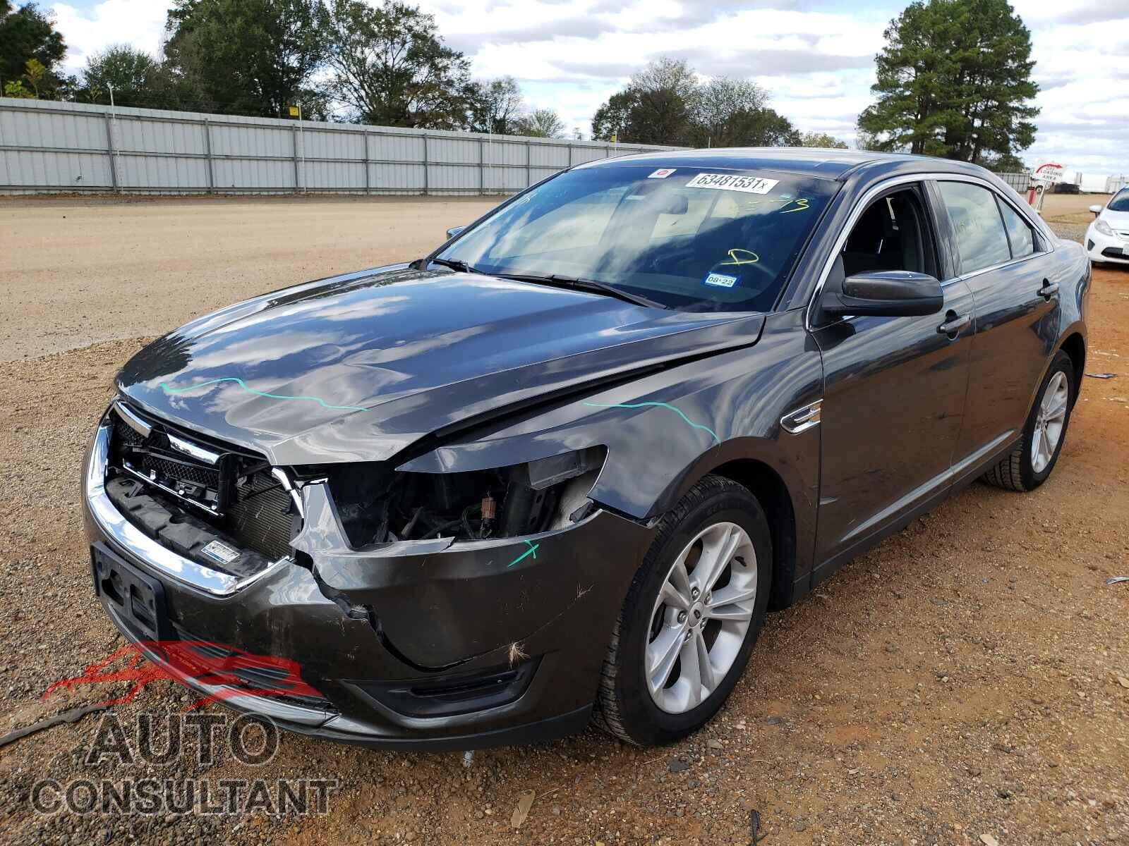 FORD TAURUS 2017 - 1FAHP2E84HG115573