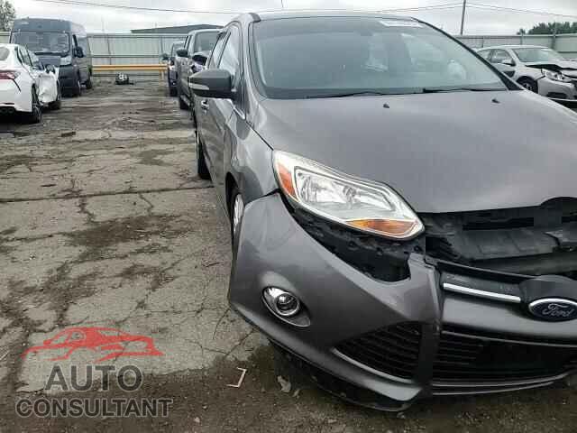 FORD FOCUS 2012 - 1FAHP3M28CL210639