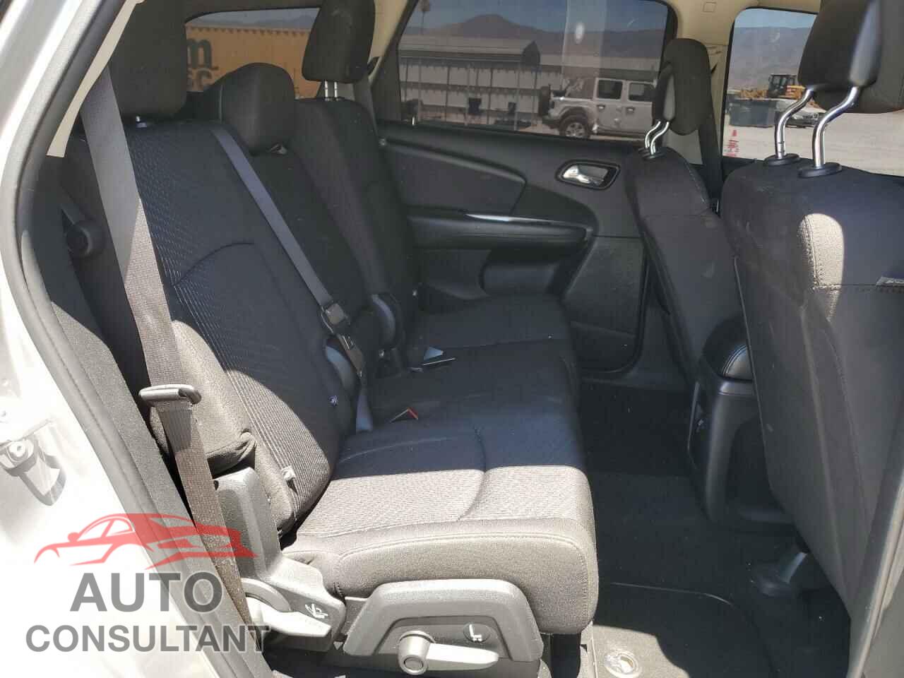 DODGE JOURNEY 2017 - 3C4PDCAB6HT638367