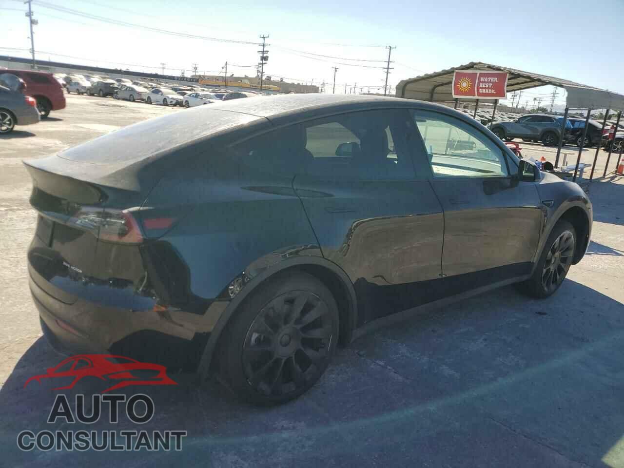TESLA MODEL Y 2022 - 7SAYGDEE2NF541072