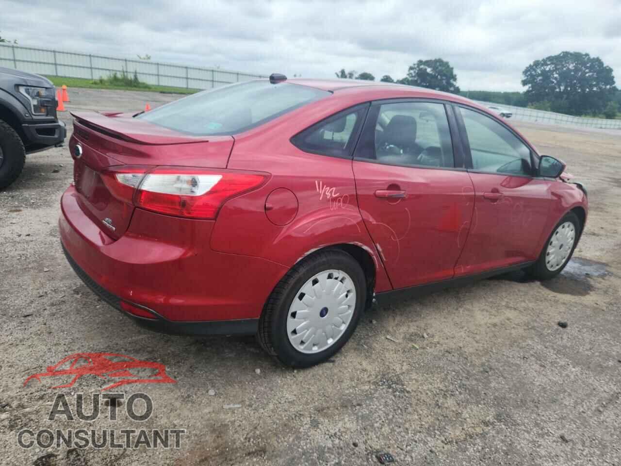 FORD FOCUS 2012 - 1FAHP3F20CL461751