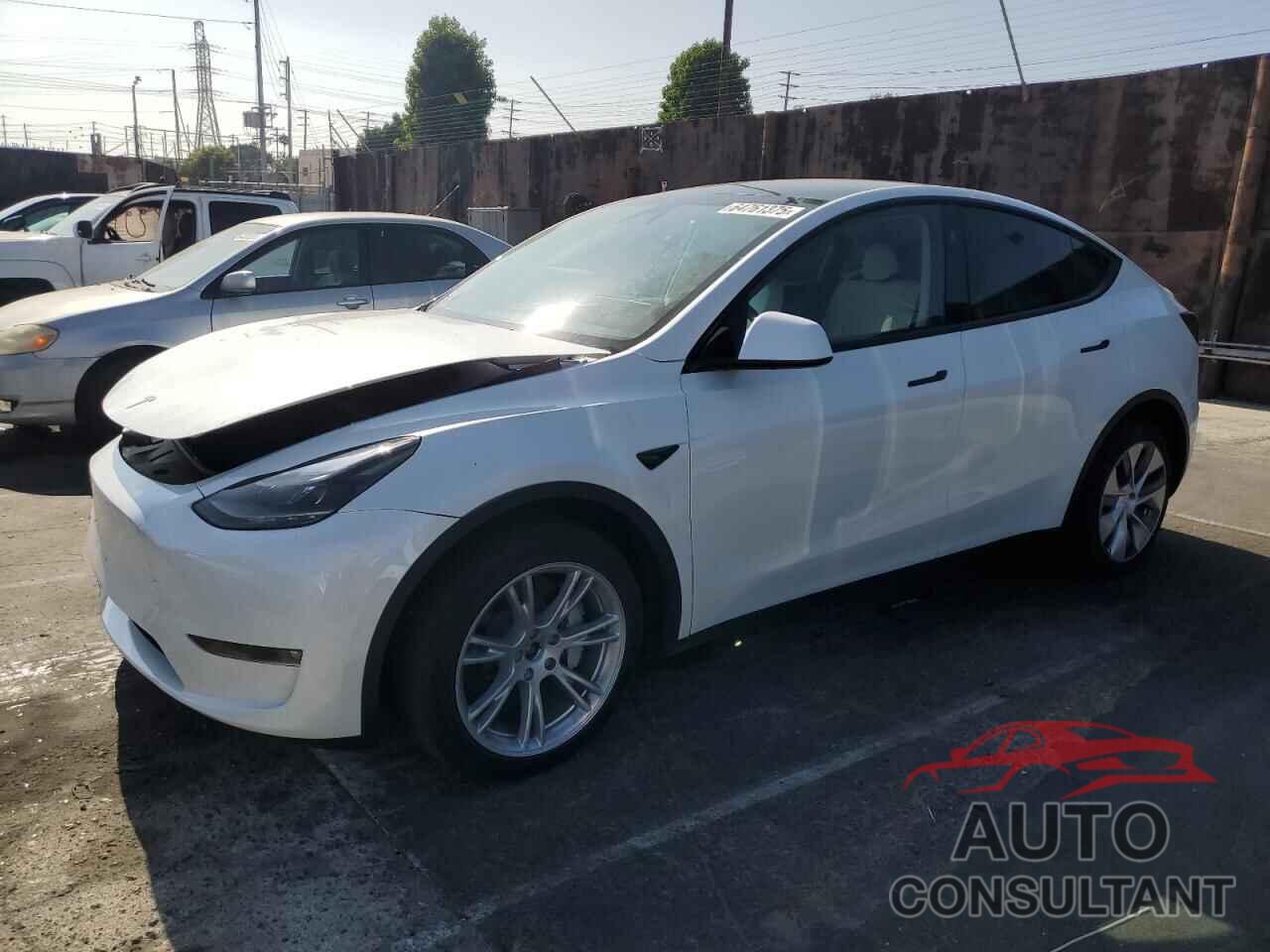 TESLA MODEL Y 2023 - 7SAYGDEE6PF928436