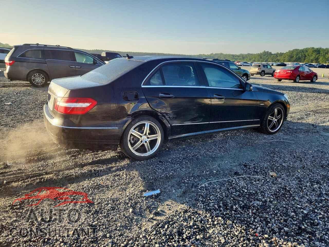 MERCEDES-BENZ E-CLASS 2012 - WDDHF5KB4CA640701