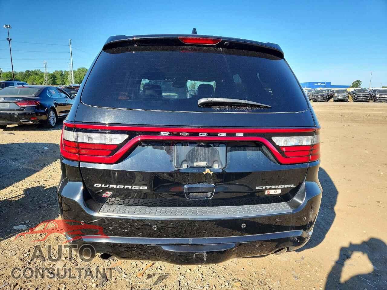 DODGE DURANGO 2018 - 1C4SDJET8JC101826