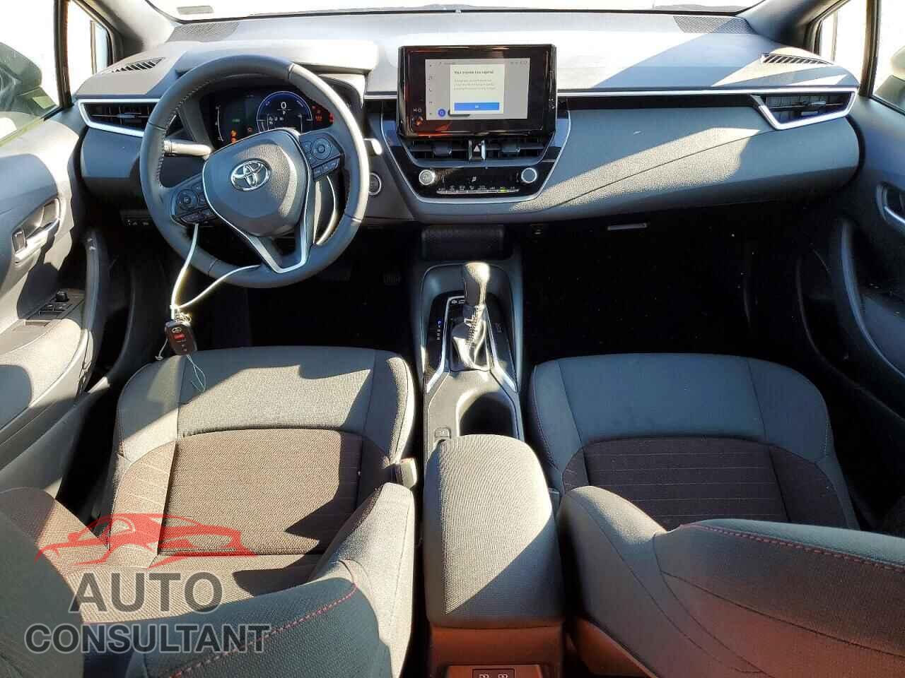 TOYOTA COROLLA 2026 - JTDBCMFE4T3118470