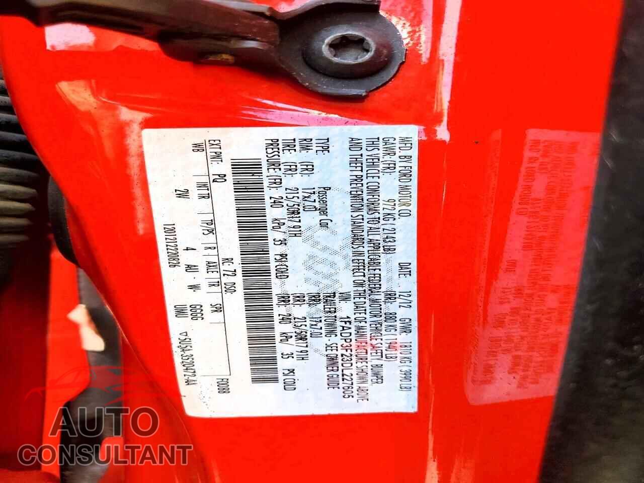 FORD FOCUS 2013 - 1FADP3F23DL227605
