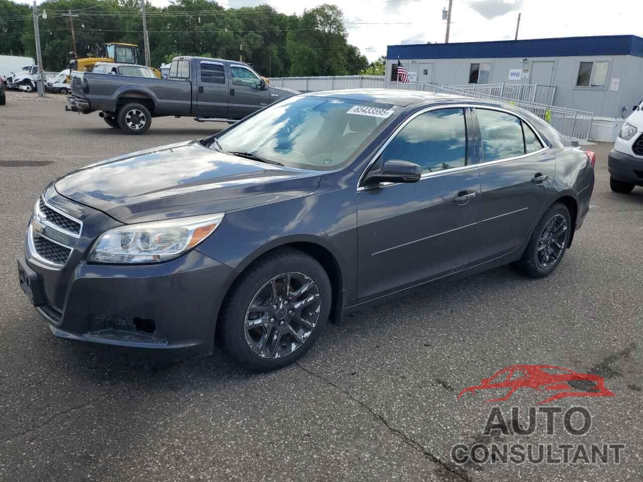 CHEVROLET MALIBU 2013 - 1G11C5SA2DF215521