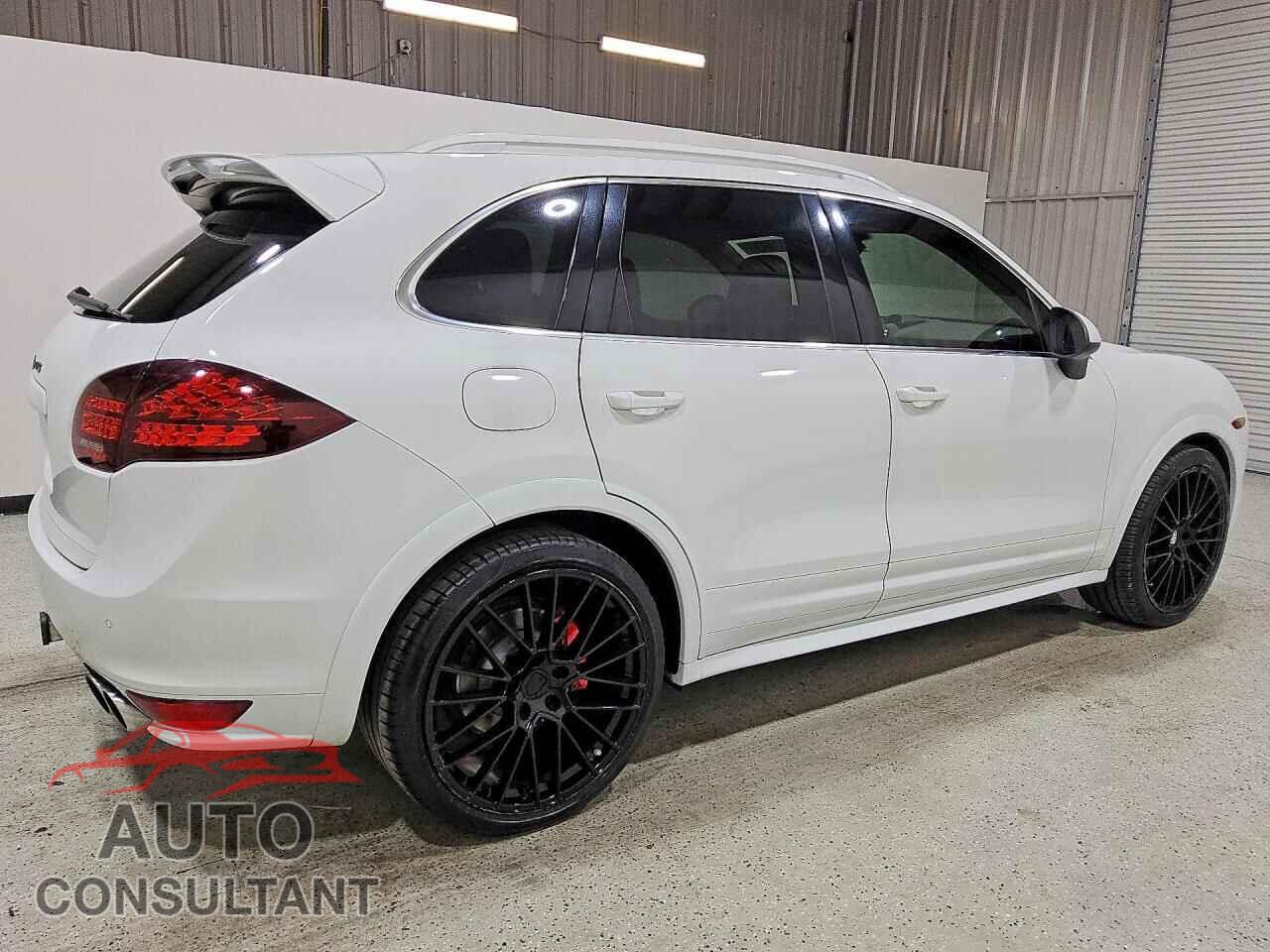 PORSCHE CAYENNE 2014 - WP1AD2A20ELA73569