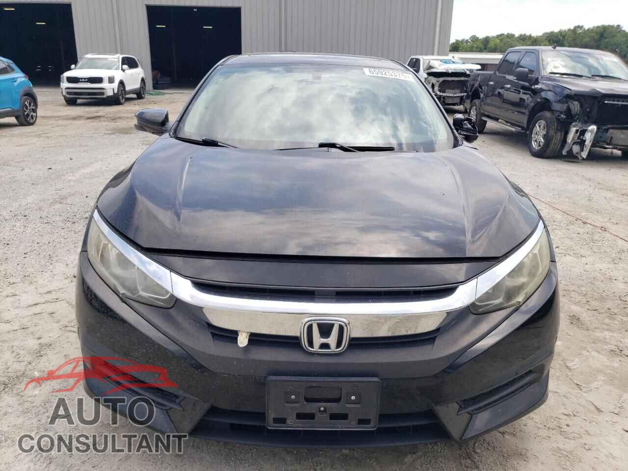 HONDA CIVIC 2017 - 19XFC2F77HE045294