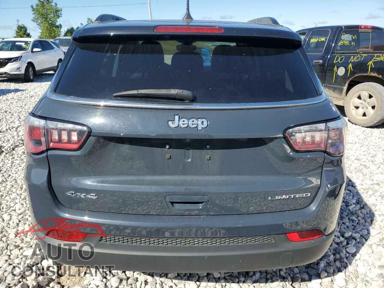 JEEP COMPASS 2018 - 3C4NJDCB8JT280939