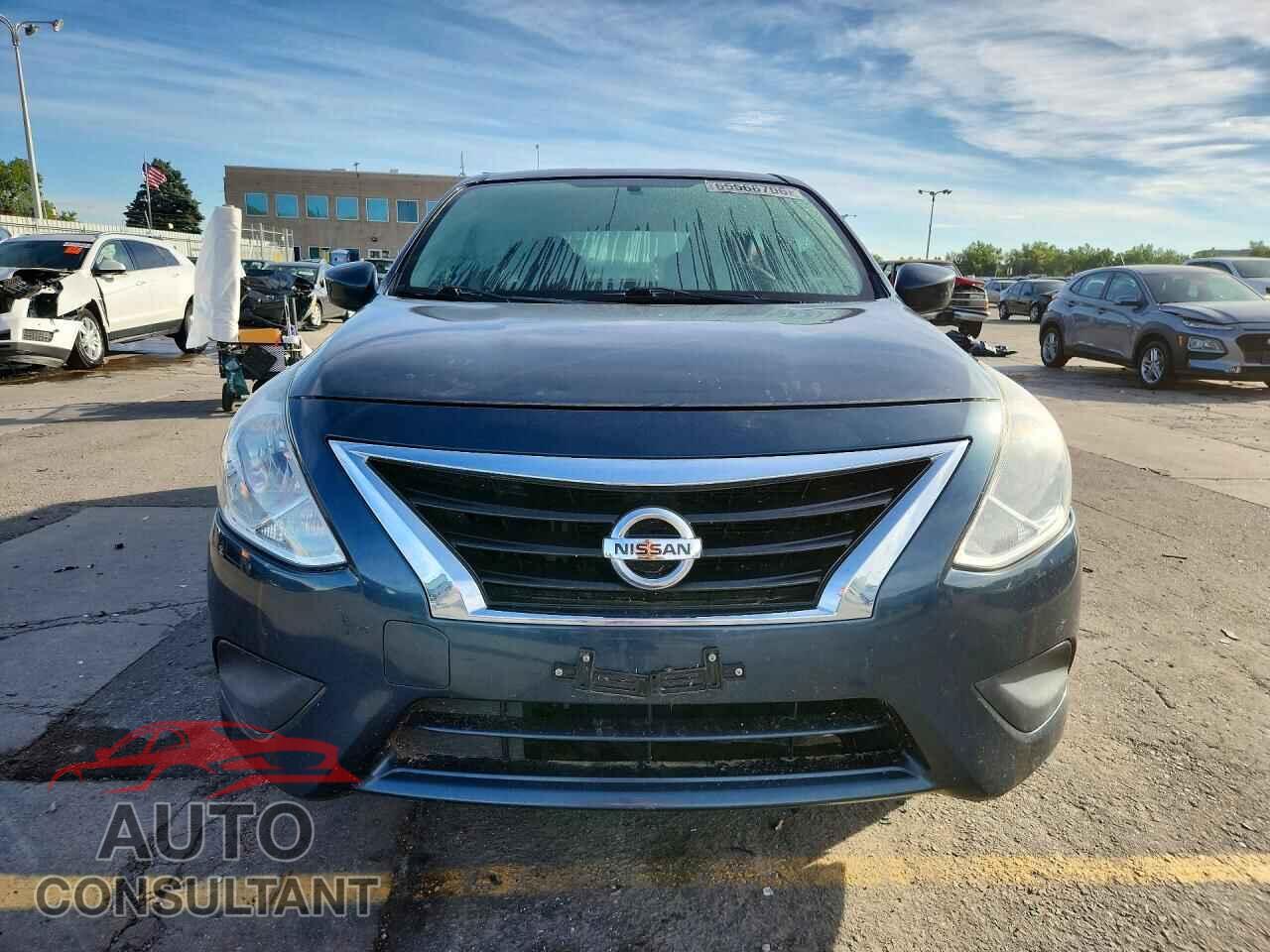 NISSAN VERSA 2017 - 3N1CN7AP3HL843310