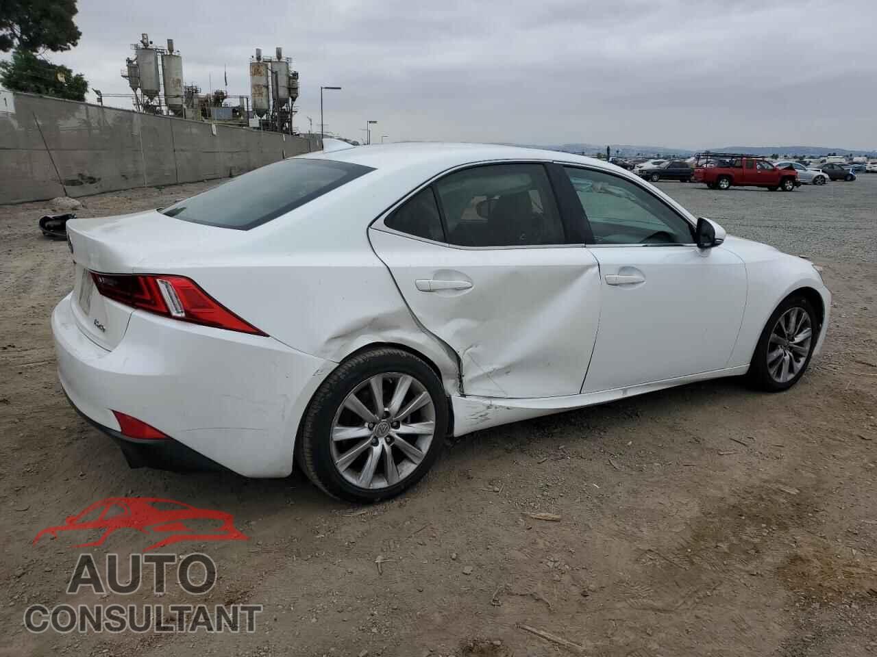 LEXUS IS 2014 - JTHBF1D24E5041846