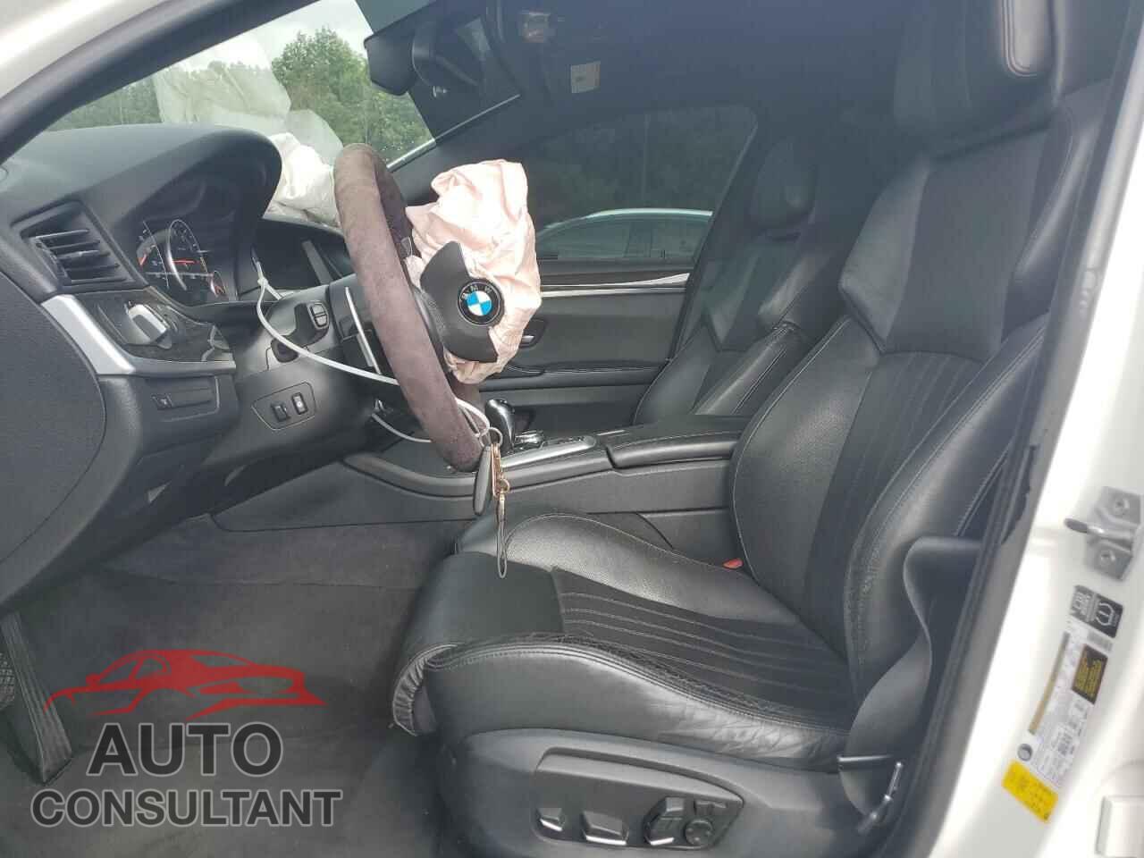 BMW M5 2014 - WBSFV9C52ED097699