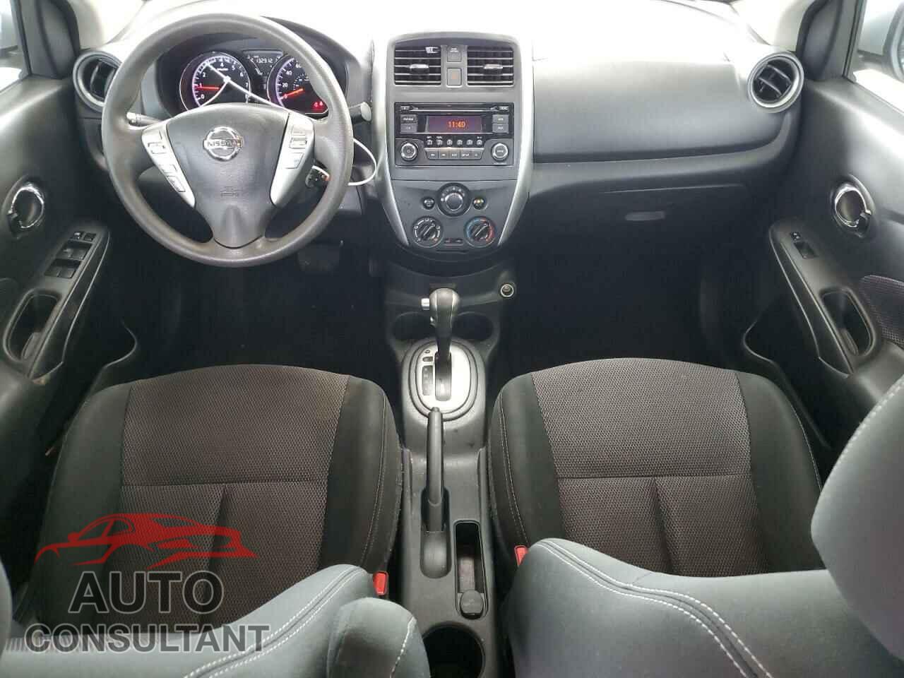 NISSAN VERSA 2017 - 3N1CN7AP1HL868514