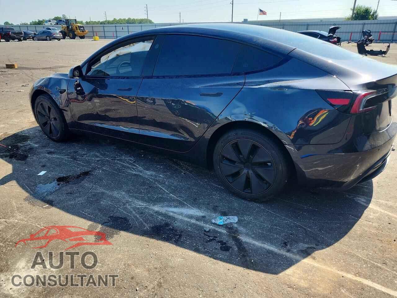 TESLA MODEL 3 2025 - 5YJ3E1EA8SF912448
