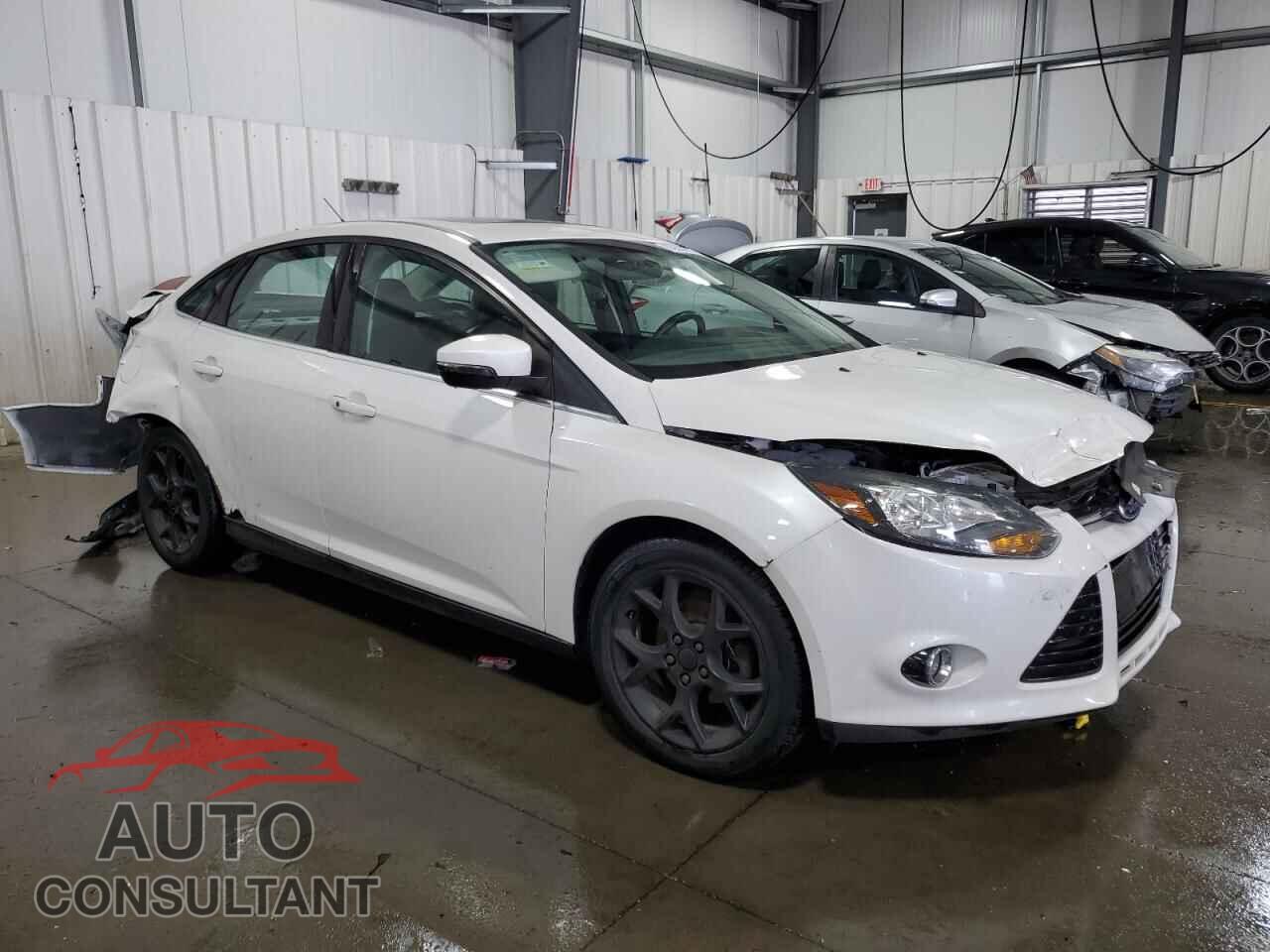 FORD FOCUS 2014 - 1FADP3J21EL420635