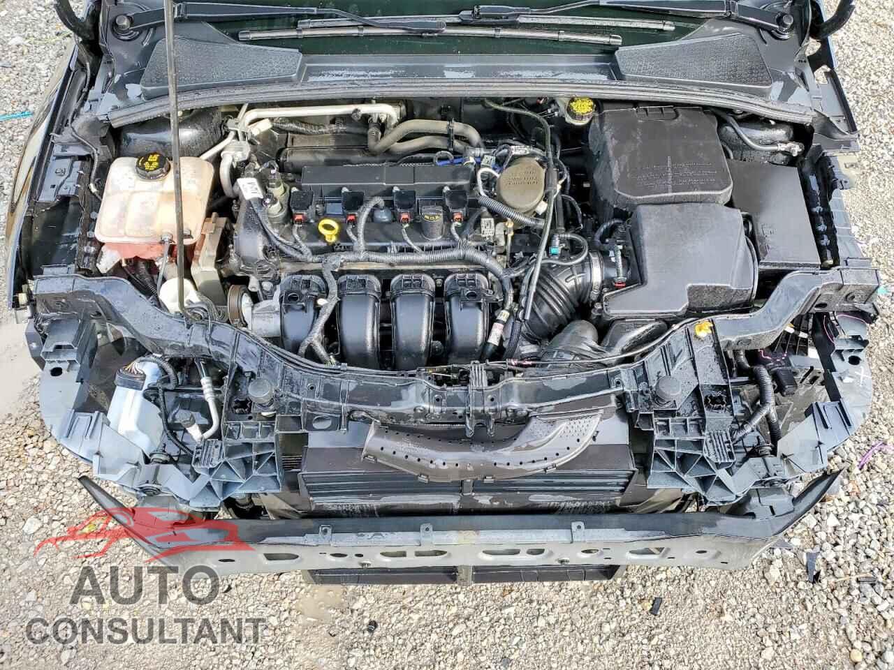 FORD FOCUS 2015 - 1FADP3F29FL200492