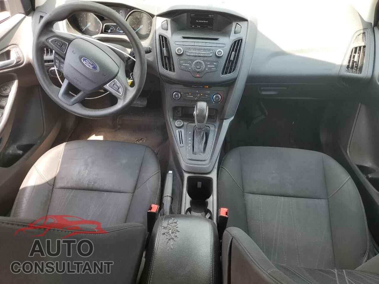 FORD FOCUS 2017 - 1FADP3K23HL240821