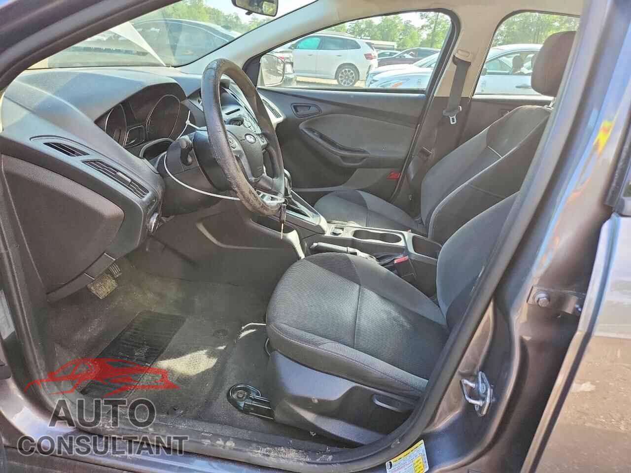 FORD FOCUS 2014 - 1FADP3E22EL426955