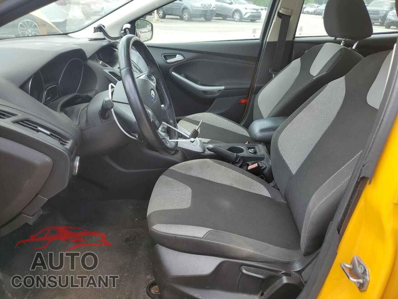 FORD FOCUS 2012 - 1FAHP3K20CL402124