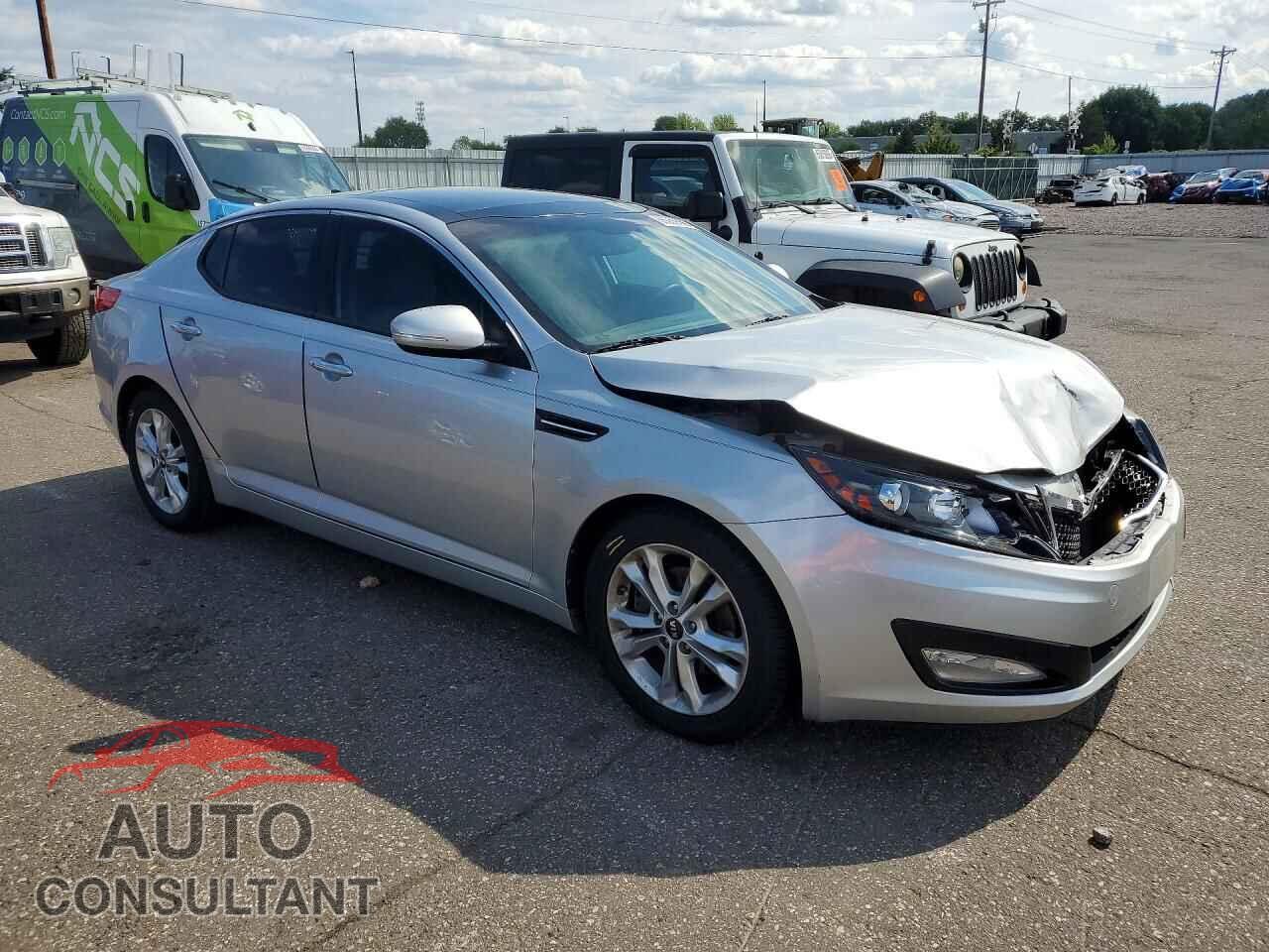 KIA OPTIMA 2011 - KNAGN4A76B5052593