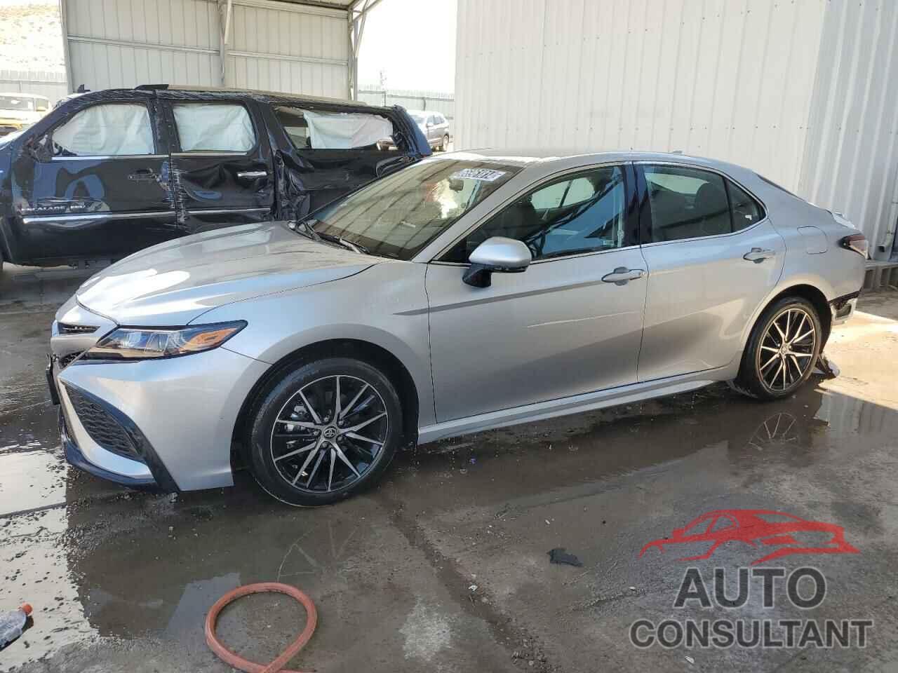 TOYOTA CAMRY 2024 - 4T1G11AKXRU891949