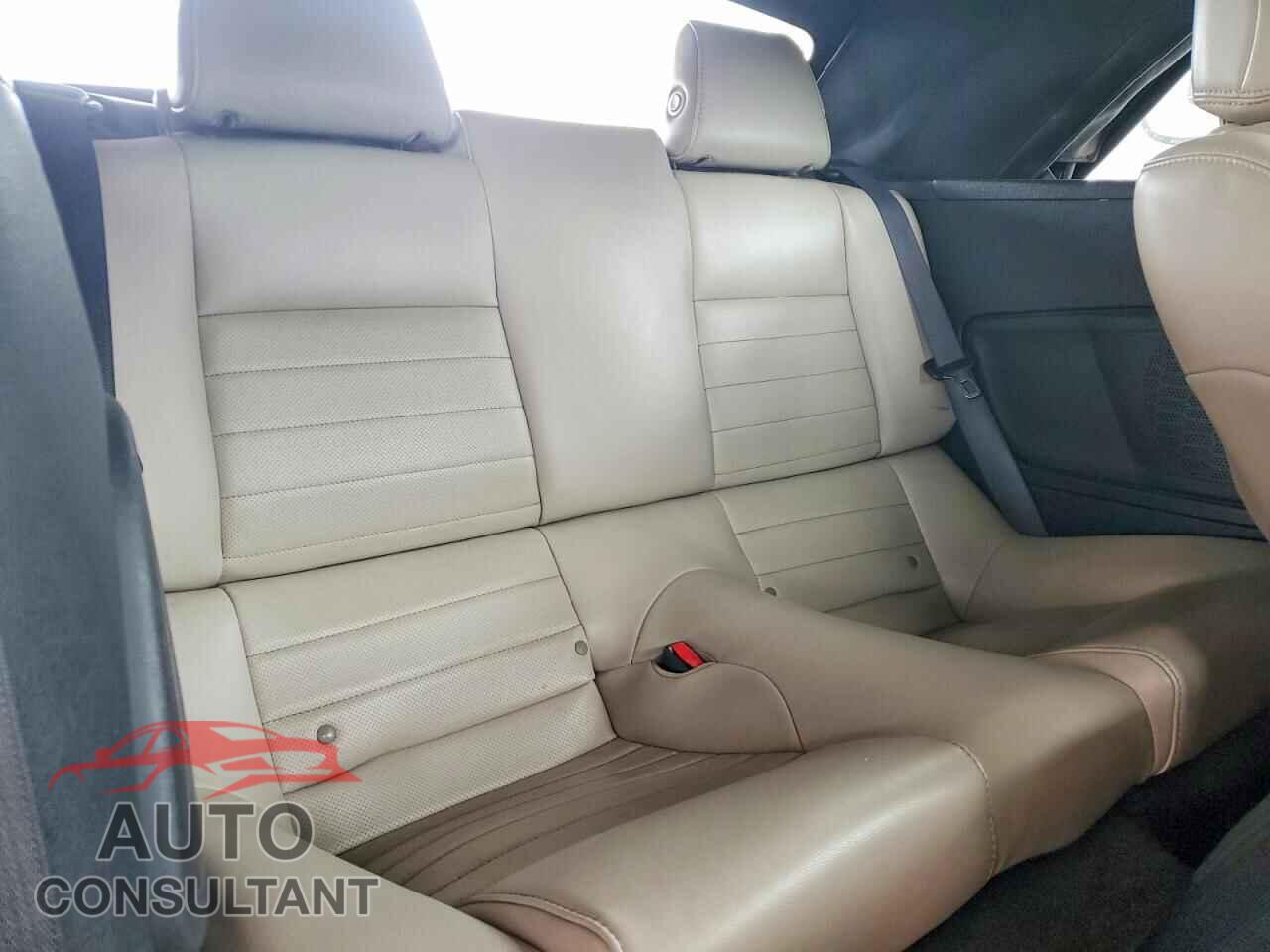 FORD MUSTANG 2014 - 1ZVBP8EM3E5208279