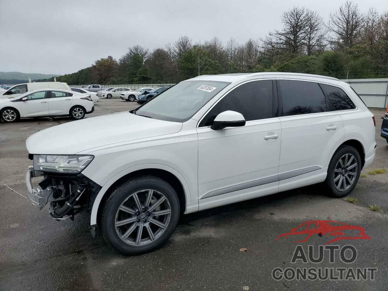 AUDI Q7 2019 - WA1LHAF70KD017175