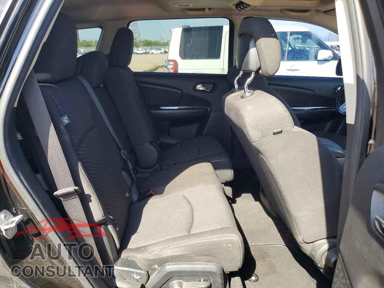 DODGE JOURNEY 2017 - 3C4PDCGG2HT555618