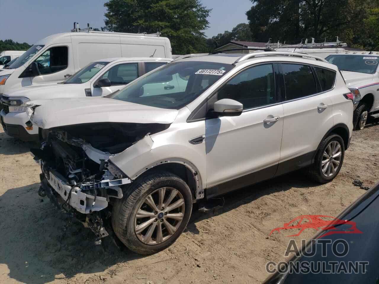 FORD ESCAPE 2018 - 1FMCU9J97JUA49821
