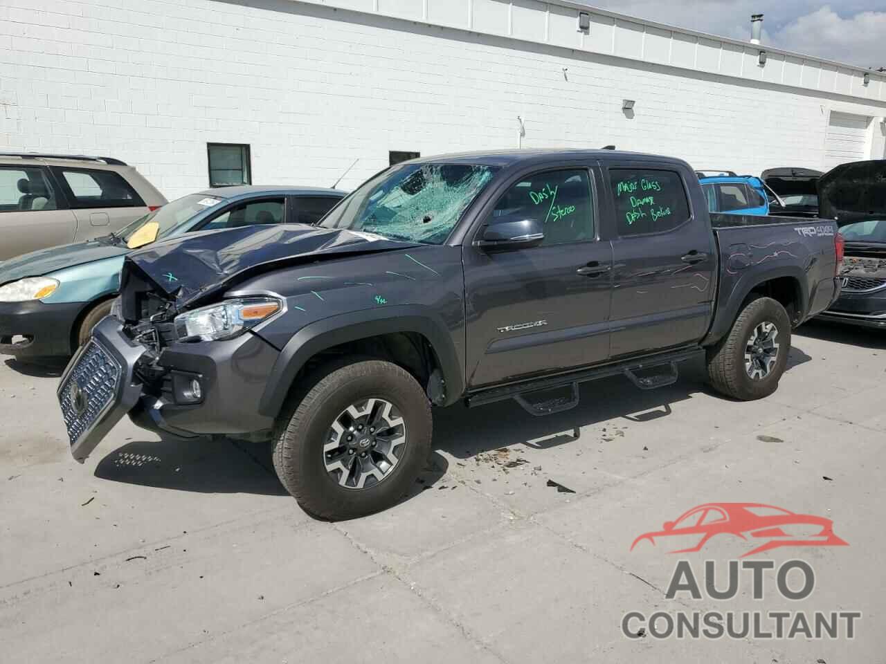 TOYOTA TACOMA 2019 - 5TFCZ5AN4KX180801